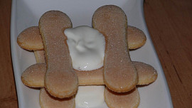 Piškoty s krémem a horkým pomerančem