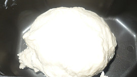 Dvojbarevný sladký bochník