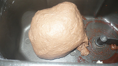Dvojbarevný sladký bochník