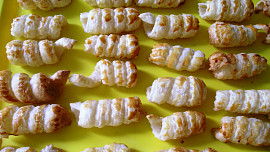 Trubičky plněné krémem z nivy