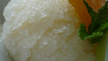 Ananasový sorbet