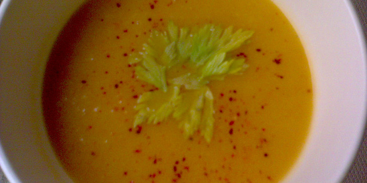 Celerovo-mrkvový polévkový krém