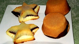 Trojbarevné muffiny