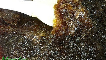 Kávová granita, Občas musíme mrznoucí granitu promíchat.
