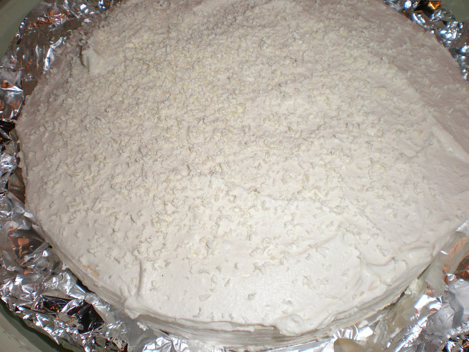 Lázeňský dortík, varianta s bílou čok.polevou a kokosem