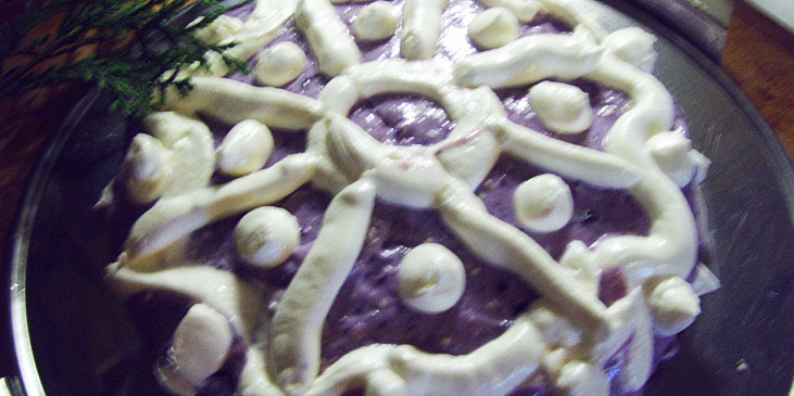 Lila dort-borůvkový