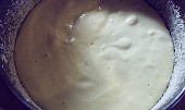 Lila dort- borůvkový, připravené těsto na pečení...