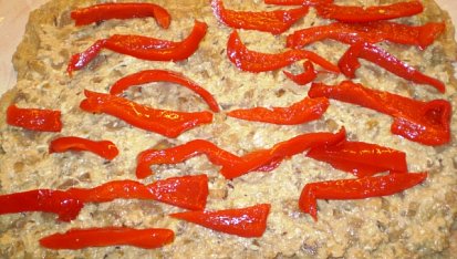 Sekaná s ředkvičkami, Mleté maso, ředkvičky s vejci a proužky kapie