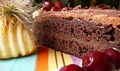 Dort "Chocolate Mud Cake " (..krájeno druhý den,spojeno polevou-není ale vidět)