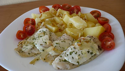 Filé s rajčátky a mozzarellou