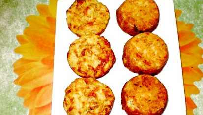 Bramborové muffiny se dvěma sýry