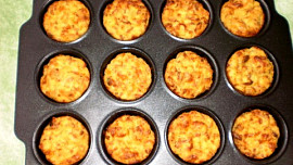Bramborové muffiny se dvěma sýry