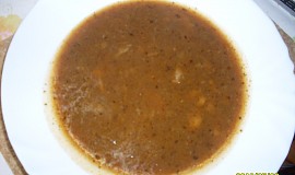 Dršťková polévka z drůbežích žaludků