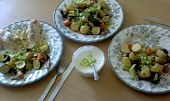 Pečená zelenina (nas obed - s rybickou pro pritele, samostatne pro me)