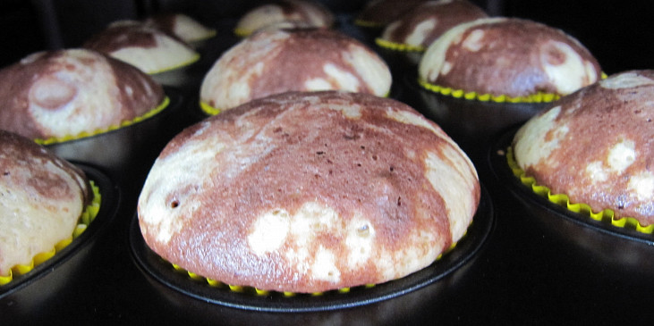 Dvojbarevné muffiny