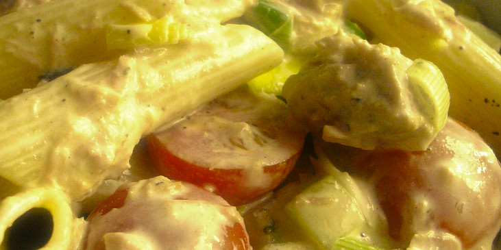 Těstovinový salát – verze TUŇÁK