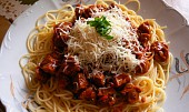 Mišmaš na špagety ze sojového masa