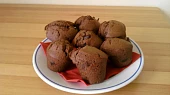 Muffinky, s přidaným kakaem