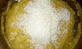 Zapečená polenta s olivami