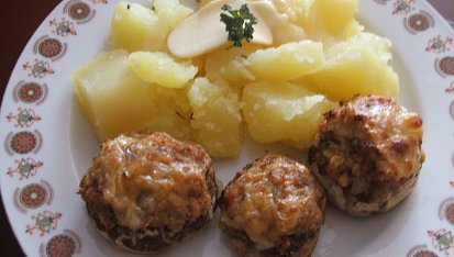 Plněné žampiony debrecínským bokem