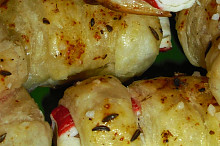 Surimi tyčinky v kabátě z listového těsta