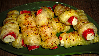 Surimi tyčinky v kabátě z listového těsta, Surimi tyčinky v kabátě z listového těsta
