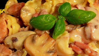Sušené gnocchi s kuřecím masem a žampióny
