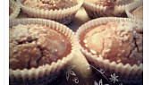 Celozrnné muffiny s medovou polevou (Celozrnné špaldové muffiny s medovou polevou)