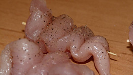 Kuřecí ve vinném těstíčku s bylinkami