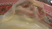 Mahshi cromb - plněné zelné listy směsí rýže (egyptský recept), kapustné listy varíme, až kým nie sú akoby priesvitné