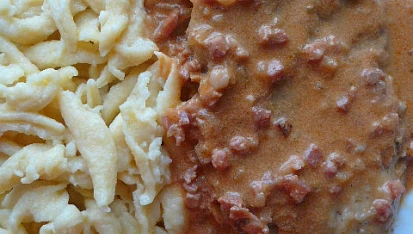 Spätzle s masem a omáčkou
