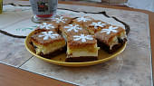 Tříbarevné tvarohové řezy