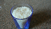 Rýže na egyptský způsob, potrebujeme 2 poháre/hrnčeky ryže