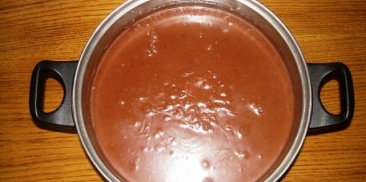 Čokoládová dobrota pro děti (hotová čokoládová dobrota před vložením do…)