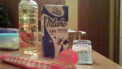 Špagety s nivovou omáčkou