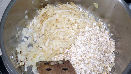 Rychlá vločková polévka s celerem