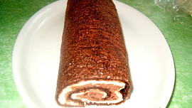 Trojbarevná roláda