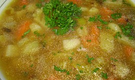 Zeleninovo-pohanková polévka s houbami