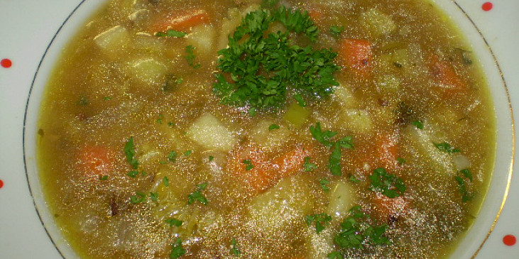 Zelenino-pohanková polévka s houbama