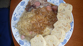 Protýkaná krkovička, A můžeme papat