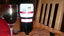 Rotweinkuchen-Koláč s červeným vínem
