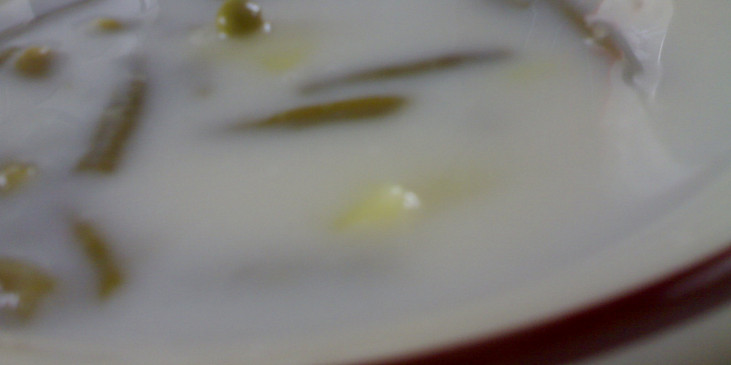 Bílá lusková polévka