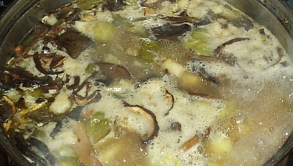 Bramboračka s houbami