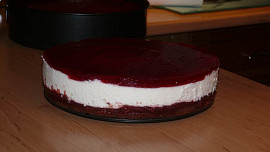 Malinovo jogurtový dortík