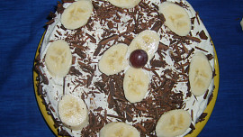 Jablkový dort s ořechy a čokoládou