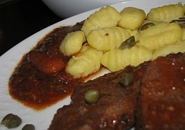 Gnocchi s roštenkami v italské omáčce