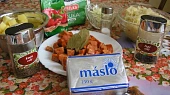 Zelná polévka s klobásou, Suroviny