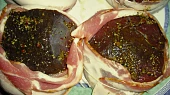 Pštrosí steak ve slaninovém kabátku, Pštrosí steak ve slaninovém kabátku