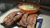 Kysané zelí s uzeným, uzená žebírka
