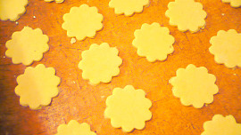 Ořechovo-mandlové kytičky